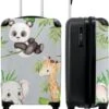 NoBoringSuitcases.com® Koffer - Jungle - Panda - Olifant - Giraffe - Kinderen - Past Binnen 55x40x20 Cm En 55x35x25 Cm - Handbagage - Trolley - Fotokoffer - Cabin Size - Print -Reis Opberg Artikelen 1000x1200 5
