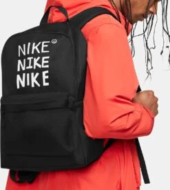 Nike Heritage Rugzak Unisex 18 Nike Heritage Rugzak Unisex -Reis Opberg Artikelen 1078x1200 2