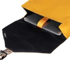 Bold Banana Laptoprugzak Bold Banana - Geel -Reis Opberg Artikelen 1200x1029 3