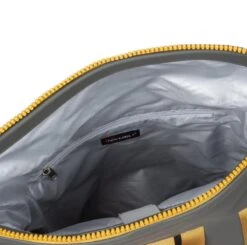 New Rebels® Tim - Rugtas - Geel - Waterafstotend - Roll-top - 15.6151413121087.9 - 30x12x43cm - Rugzak / Backpack 19 New Rebels® Tim - Rugtas - Geel - Waterafstotend - Roll-top - 15.6151413121087.9 - 30x12x43cm - Rugzak / Backpack -Reis Opberg Artikelen 1200x1190 8