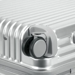 Royal Swiss - Reis Koffer - 76cm - Cijferslot- Lichtgewicht Koffer - 4 Wielen - Silver 19 Royal Swiss - Reis Koffer - 76cm - Cijferslot- Lichtgewicht Koffer - 4 Wielen - Silver -Reis Opberg Artikelen 1200x1200 1298