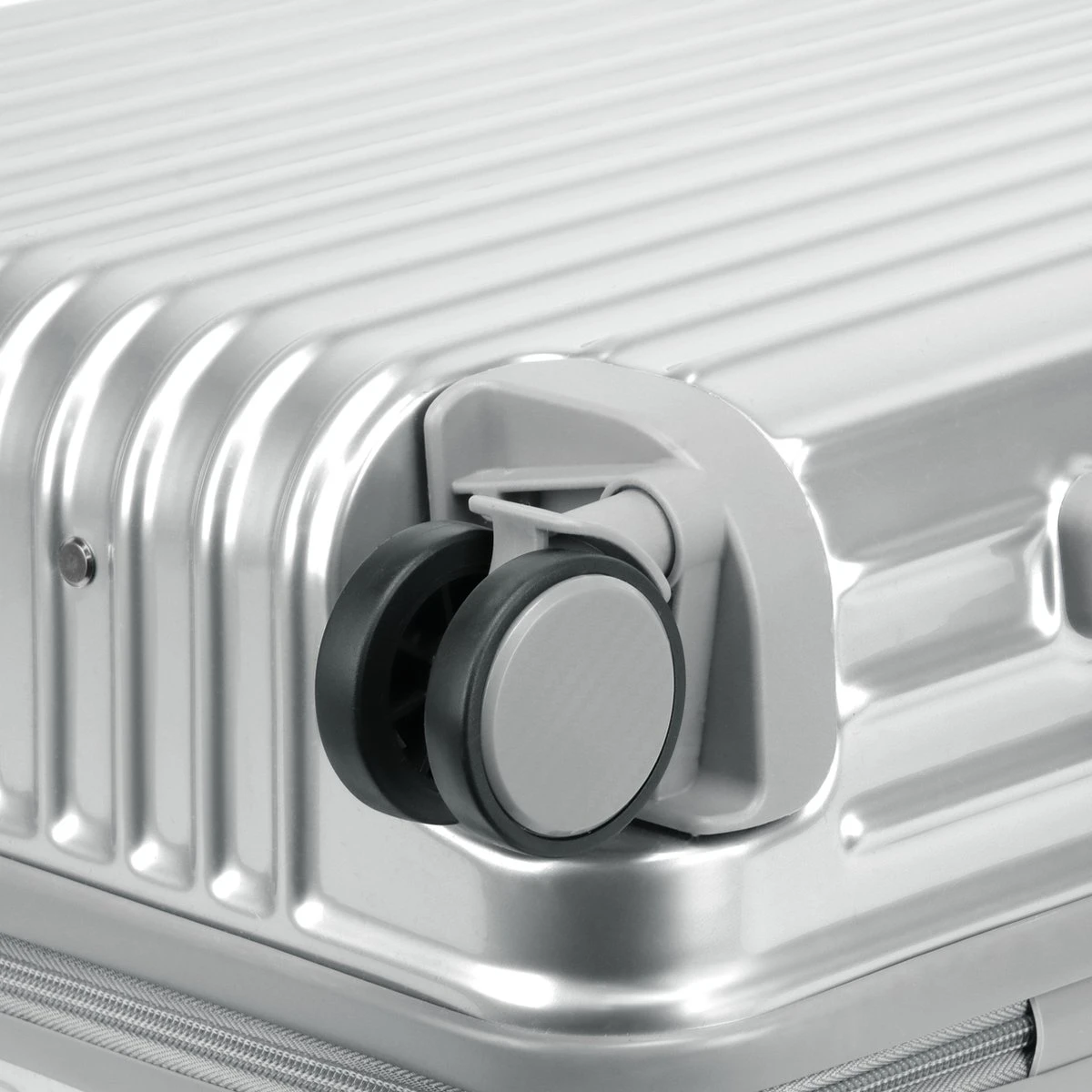 Royal Swiss - Reis Koffer - 76cm - Cijferslot- Lichtgewicht Koffer - 4 Wielen - Silver 9 Royal Swiss - Reis Koffer - 76cm - Cijferslot- Lichtgewicht Koffer - 4 Wielen - Silver - Afbeelding 7