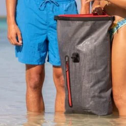 New Rebels® Vepo - Rugtas - Grijs/Rood - Waterbestendig - 15.6151413121087 - 33x15x65cm - Rugzak / Backpack -Reis Opberg Artikelen 1200x1200 1548