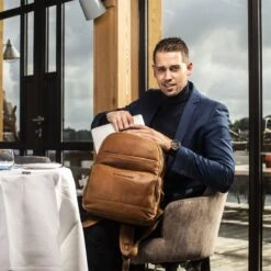 Chesterfield Bags Leren Laptop Rugzak Austin Bruin -Reis Opberg Artikelen 1200x1200 1676
