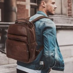 Chesterfield Bags Leren Laptop Rugzak Austin Bruin -Reis Opberg Artikelen 1200x1200 1679