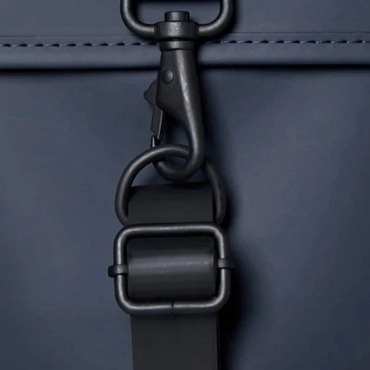 Rains Rugzak 11 Liter - Navy 7 Rains Rugzak 11 Liter - Navy - Afbeelding 5