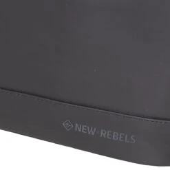 New Rebels® Daley - Rugtas - Zwart - Waterbestendig - 13121087 - 14L - 30x12x38cm - Rugzak / Backpack 13 New Rebels® Daley - Rugtas - Zwart - Waterbestendig - 13121087 - 14L - 30x12x38cm - Rugzak / Backpack -Reis Opberg Artikelen 1200x1200 1977