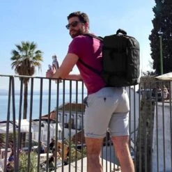 CabinMax Metz Reistas – Handbagage 20L – Rugzak – Schooltas - 40x25x20 Cm – Compact Backpack – Lichtgewicht – Oxide Rood 25 CabinMax Metz Reistas – Handbagage 20L – Rugzak – Schooltas - 40x25x20 Cm – Compact Backpack – Lichtgewicht – Oxide Rood -Reis Opberg Artikelen 1200x1200 2386