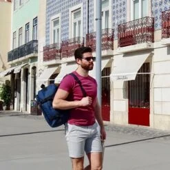 CabinMax Metz Reistas – Handbagage 20L – Rugzak – Schooltas - 40x25x20 Cm – Compact Backpack – Lichtgewicht – Oxide Rood 29 CabinMax Metz Reistas – Handbagage 20L – Rugzak – Schooltas - 40x25x20 Cm – Compact Backpack – Lichtgewicht – Oxide Rood -Reis Opberg Artikelen 1200x1200 2390