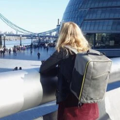 CabinMax Manhatten – Handbagage 20L – Rugzak – Schooltas - 40x20x25 Cm – Compact Reistas – Lichtgewicht – Grijs/Geel -Reis Opberg Artikelen 1200x1200 2400