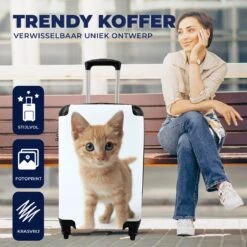 MuchoWow® Koffer - Kat - Rood - Kitten - Meisjes - Kinderen - Jongens - Kindje - Past Binnen 55x40x20 Cm En 55x35x25 Cm - Handbagage - Trolley - Fotokoffer - Cabin Size - Print -Reis Opberg Artikelen 1200x1200 686
