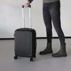 Handbagage Koffer 55cm Zwart 4 Wielen Trolley Met Pin Slot -Reis Opberg Artikelen 1200x1200 849