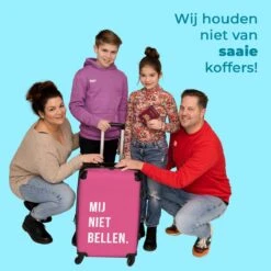 NoBoringSuitcases.com® Koffer Groot - Quotes - Spreuken - Mij Niet Bellen. - Roze - Wit - Trolley Koffer Met TSA-slot - Met Wielen - 90 Liter - Reiskoffer - 66 Cm -Reis Opberg Artikelen 1200x1200 955