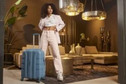 ©TROLLEYZ - Paris No.5 - Reiskoffer - 78cm Met TSA Slot - Dubbele Wielen - 360° Spinners - 100% Polypropyleen - Reiskoffer In Ice Blue 26 ©TROLLEYZ - Paris No.5 - Reiskoffer - 78cm Met TSA Slot - Dubbele Wielen - 360° Spinners - 100% Polypropyleen - Reiskoffer In Ice Blue -Reis Opberg Artikelen 1200x800 49