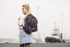 Enrico Benetti Capetown Laptoprugzak 46170 - 15" Laptopvak - 30 Liter - Koraal Print 17 Enrico Benetti Capetown Laptoprugzak 46170 - 15" Laptopvak - 30 Liter - Koraal Print -Reis Opberg Artikelen 1200x800 83