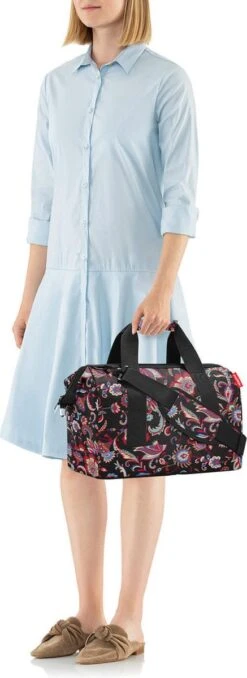 Reisenthel Allrounder M Reistas Sporttas - 18L - Paisley Zwart 13 Reisenthel Allrounder M Reistas Sporttas - 18L - Paisley Zwart -Reis Opberg Artikelen 437x1200 4