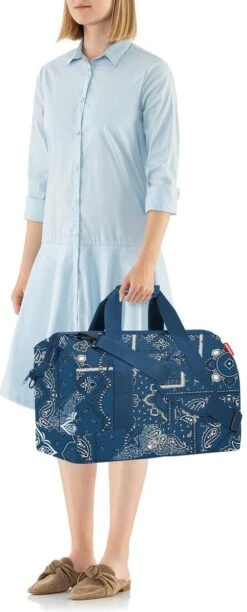 Reisenthel Allrounder L Reistas Sporttas - 30L - Bandana Frame Blauw 10 Reisenthel Allrounder L Reistas Sporttas - 30L - Bandana Frame Blauw -Reis Opberg Artikelen 484x1200 6