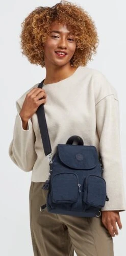 Kipling FIREFLY UP Rugzak, 7.5 Liter -Blue Bleu 2 26 Kipling FIREFLY UP Rugzak, 7.5 Liter -Blue Bleu 2 -Reis Opberg Artikelen 592x1200 11