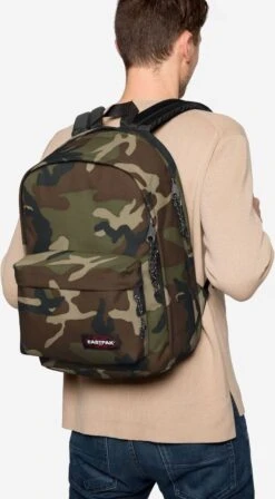 Eastpak Back To Work Rugzak - 15 Inch Laptopvak - Camo -Reis Opberg Artikelen 662x1200 9