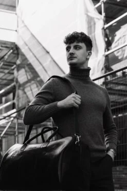 NEGOTIA Delta - Leren Weekendtas - Leren Reistas - Duffel Bag - 100% Luxe Top-Grain Leer - Zwart -Reis Opberg Artikelen 800x1200 148