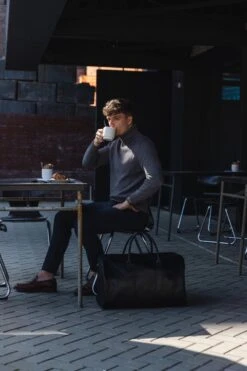 NEGOTIA Delta - Leren Weekendtas - Leren Reistas - Duffel Bag - 100% Luxe Top-Grain Leer - Zwart -Reis Opberg Artikelen 800x1200 150