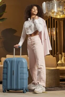 ©TROLLEYZ - Paris No.5 - Reiskoffer - 78cm Met TSA Slot - Dubbele Wielen - 360° Spinners - 100% Polypropyleen - Reiskoffer In Ice Blue 27 ©TROLLEYZ - Paris No.5 - Reiskoffer - 78cm Met TSA Slot - Dubbele Wielen - 360° Spinners - 100% Polypropyleen - Reiskoffer In Ice Blue -Reis Opberg Artikelen 800x1200 53