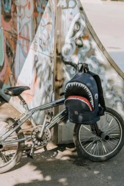 Pick & Pack Haaienvorm - Rugzak - Donkerblauw - Maat M 36 Pick & Pack Haaienvorm - Rugzak - Donkerblauw - Maat M -Reis Opberg Artikelen 801x1200 25