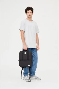 Lefrik Smart Daily Laptop Rugzak - Eco Friendly - Recycled Materiaal - 13,3 Inch - Black -Reis Opberg Artikelen 801x1200 31