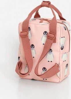 Studio Ditte Kinderrugzak Pinguïn - Rugzakken 16 Studio Ditte Kinderrugzak Pinguïn - Rugzakken -Reis Opberg Artikelen 863x1200 2