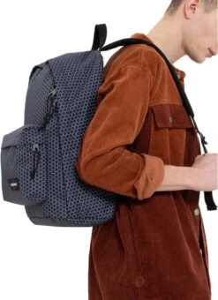 Eastpak OUT OF OFFICE Rugzak, 27 Liter, 13.3 Inch Laptopvak - Refleks Navy -Reis Opberg Artikelen 871x1200 10