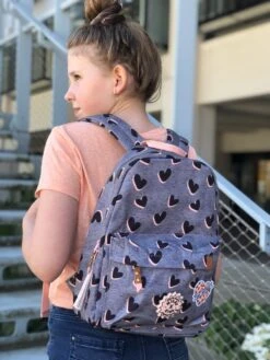 Milky Kiss Love Land - Rugzak - Schooltas Meisje - Grijs - Hartjes -Reis Opberg Artikelen 900x1200 36