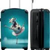 NoBoringSuitcases.com® Koffer Groot - Koe - Ballet - Portret - Blauw - Dieren - Trolley Koffer Met TSA-slot - Met Wielen - 90 Liter - Reiskoffer - 66 Cm -Reis Opberg Artikelen 985x1200 8